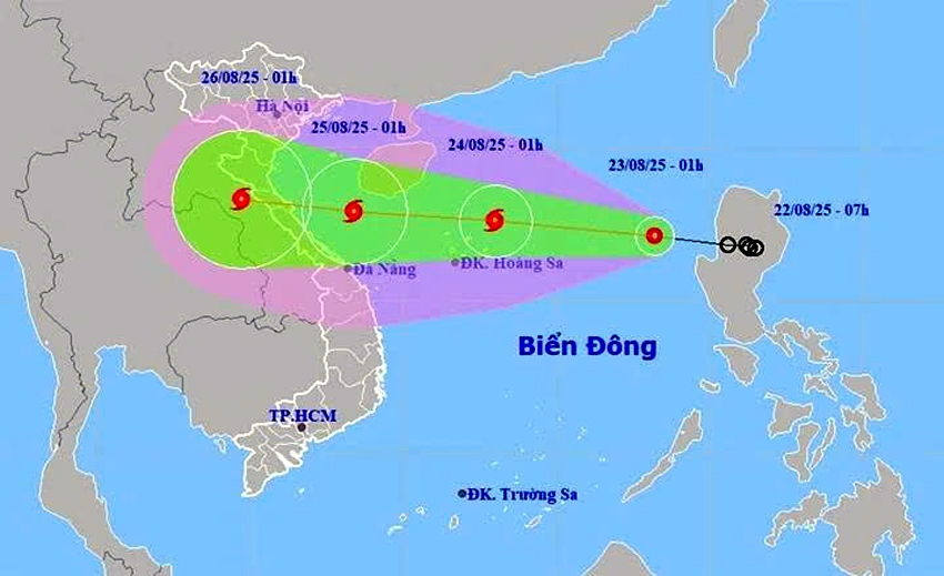 Strong, fast-moving Kajiki expected to make landfall on August 25